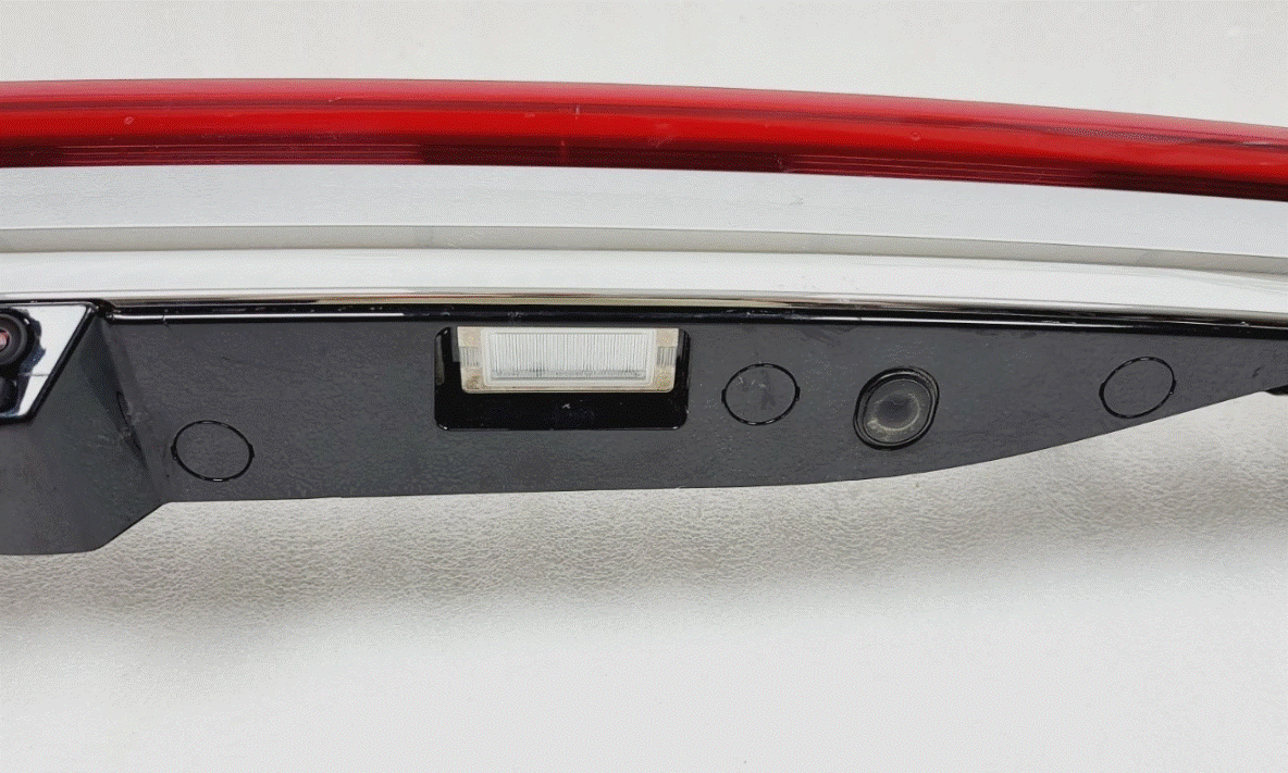2022 2023 2024 Lincoln Navigator Rear Center Lift Gate LED Tail Light Bar w/CAMERA