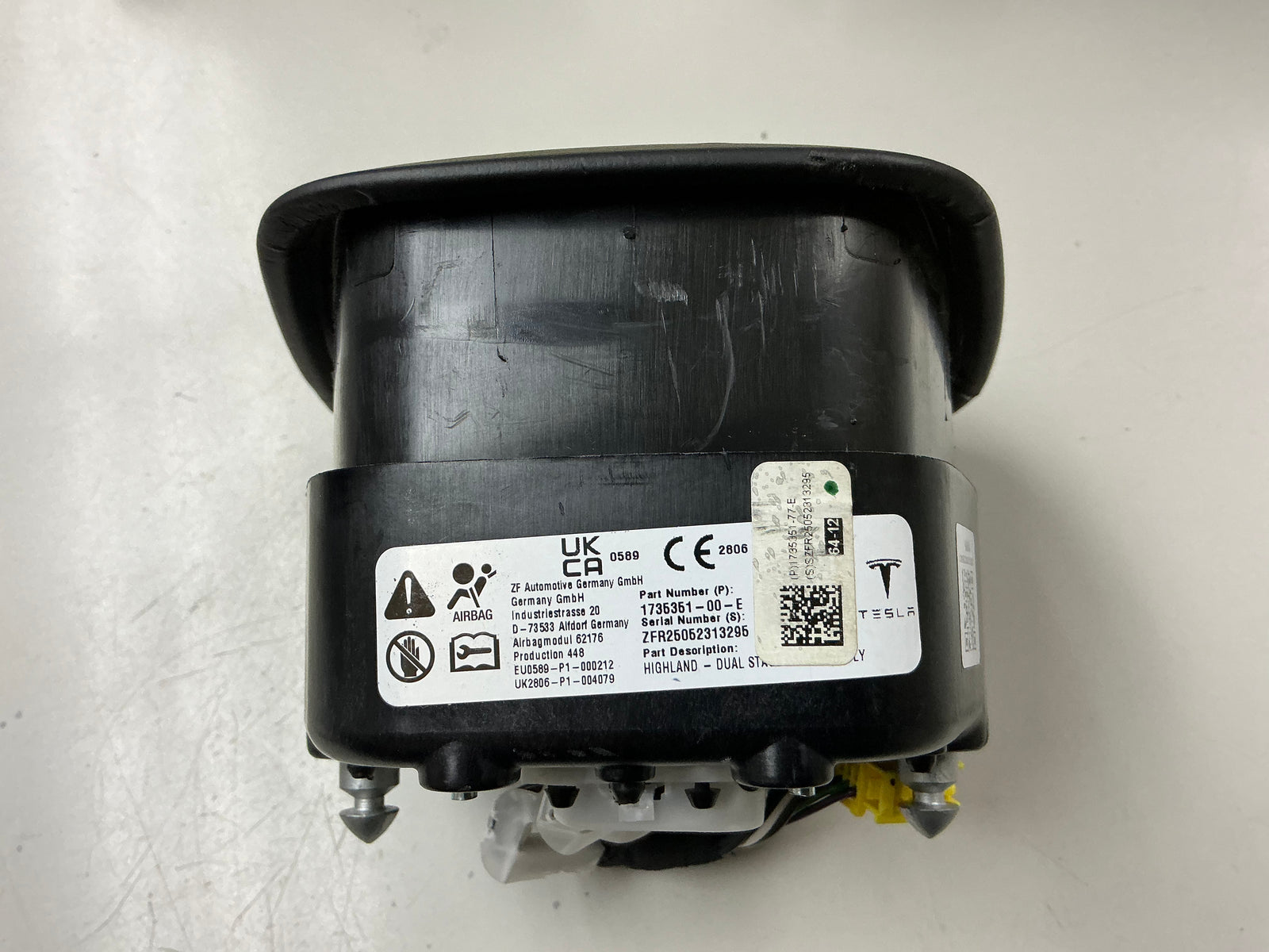 2024-2026 Tesla Model 3 HIGHLAND driver wheel airbag BLACK 1735351-00-E, photo 7