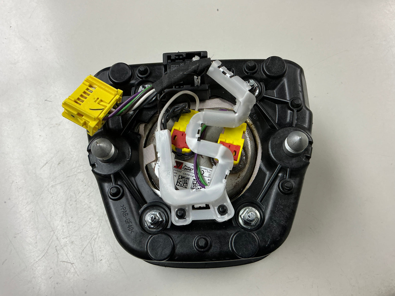 2024-2026 Tesla Model 3 HIGHLAND driver wheel airbag BLACK 1735351-00-E, photo 6
