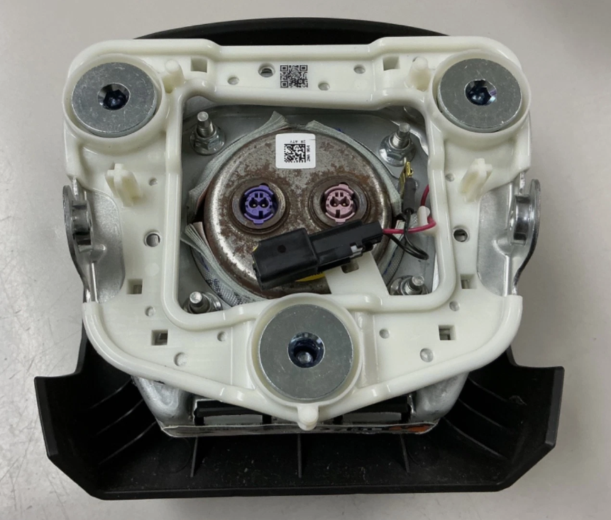 2022-2026 GMC Hummer EV OEM Driver Steering Wheel Airbag Left Side Black 84868396, photo 2