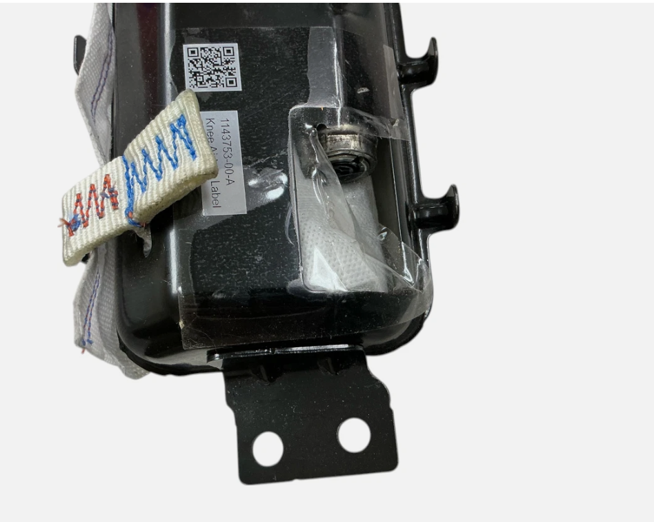 2017-2023 OEM Tesla Model 3 Model Y Left Side Knee Airbag 1077825-00-E, photo 4