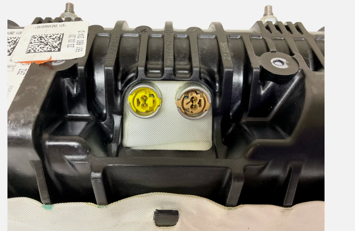 2020-2022 OEM Volkswagen Passat Right Side Dash Airbag 561880204D, photo 4