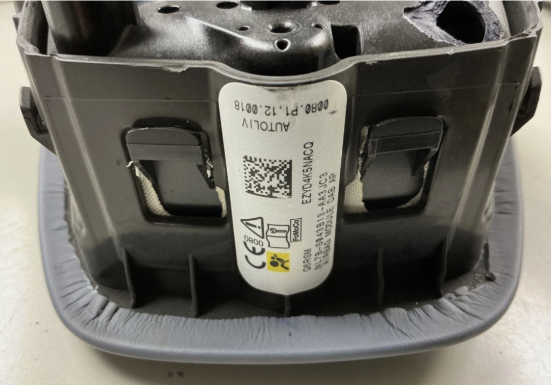 2022-2024 Lincoln Navigator Driver Wheel Airbag Blue NL7B-S043B13-AC, photo 7